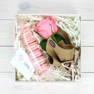 сувенирная продукция с логотипом