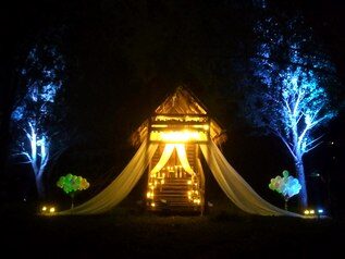 выездная церемония при свечах