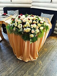 угловая композиция