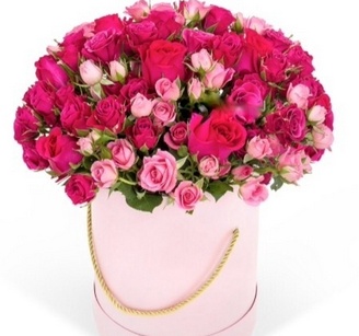 шляпная коробка с цветами